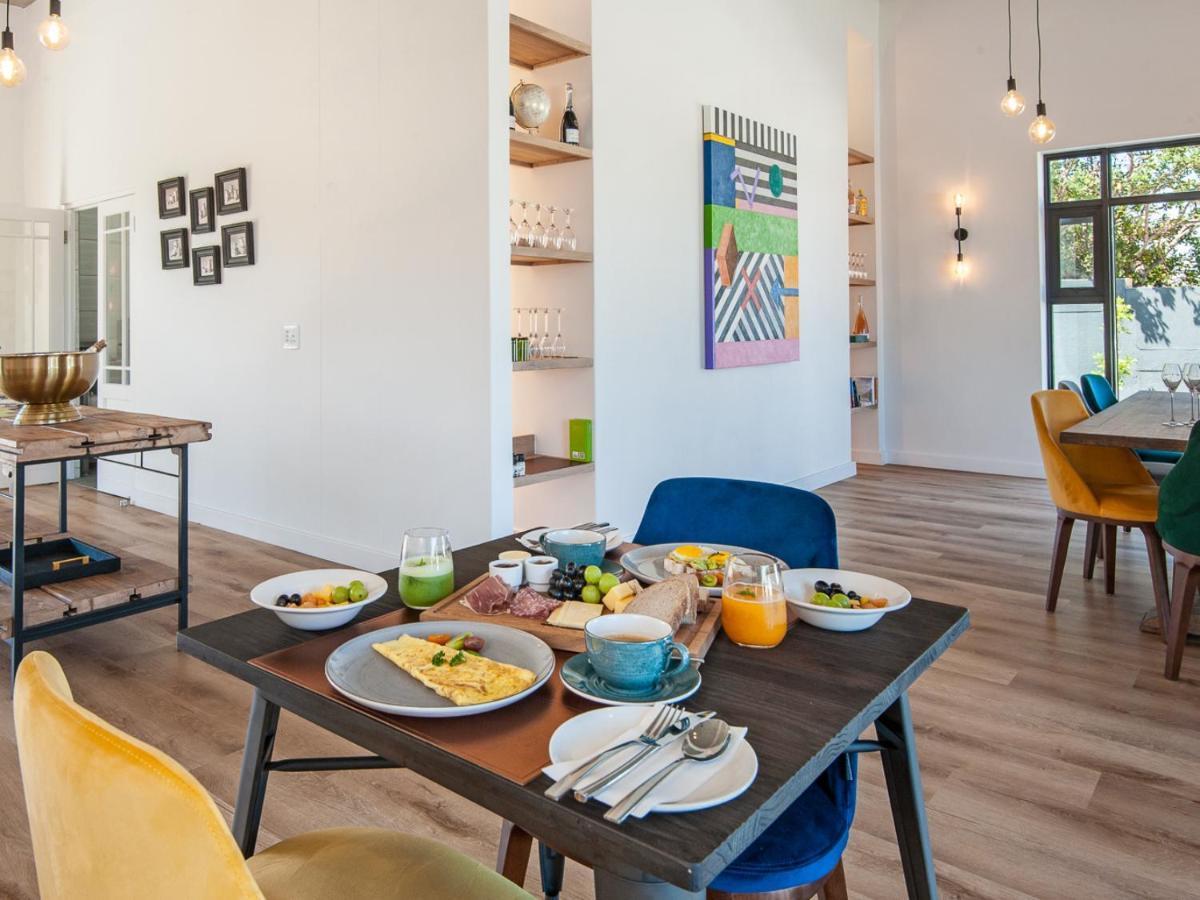 Glow Boutique Suites & Guesthouse เฮอร์มานุส ภายนอก รูปภาพ
